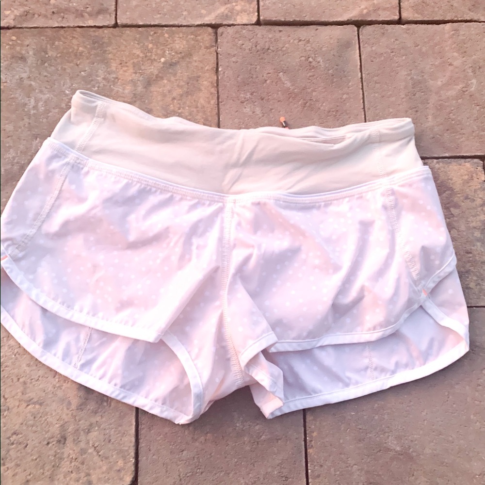 lululemon Speed Short Taupe/White Polka Dot Size 4